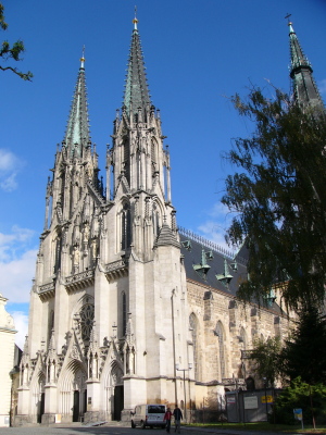 Referenn obrzek - Vnitn opravy a restaurovn katedrly v Olomouci